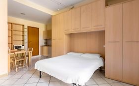 Bright Studio With Balcony By Wonderful Italy